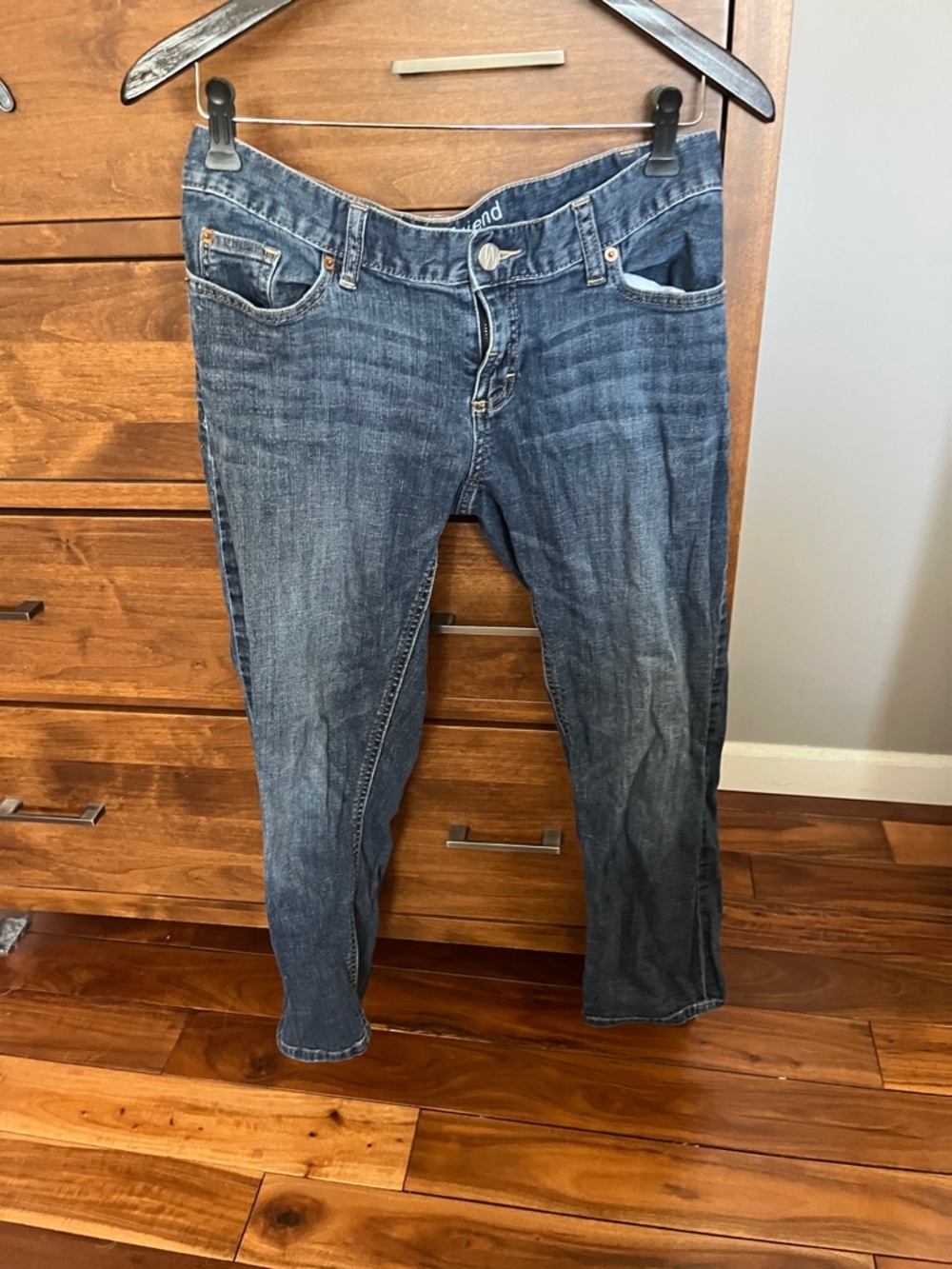 Women’s Jeans in Dark Blue Wash - Boyfriend fit